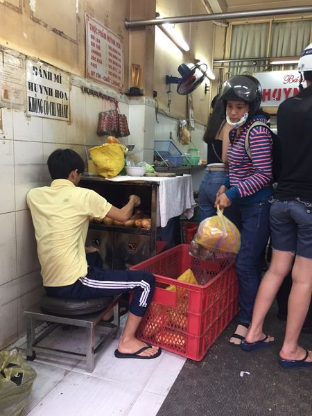 胡志明市必吃越南法國麵包推薦懶人包整理-banh mi huynh hoa 高貴不貴法國麵包 @東南亞投資報告